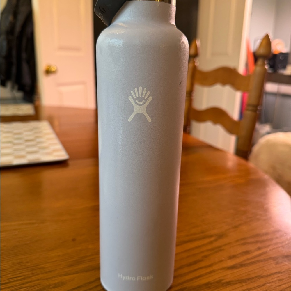 Hydro Flask 24oz